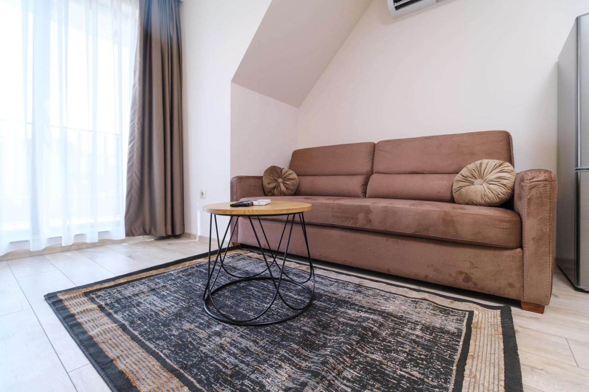 Ldv 13 Apartments Free Private Parking พลอฟดิฟ ภายนอก รูปภาพ